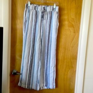 Linen rayon blend. NWOT.